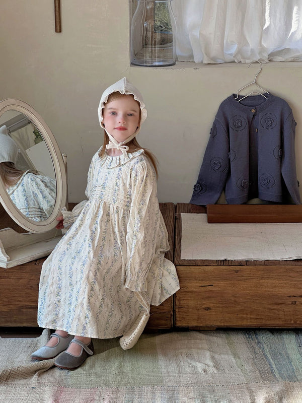 Girls Vintage Dress | Long Sleeve Princess Outfit with Lace Collar