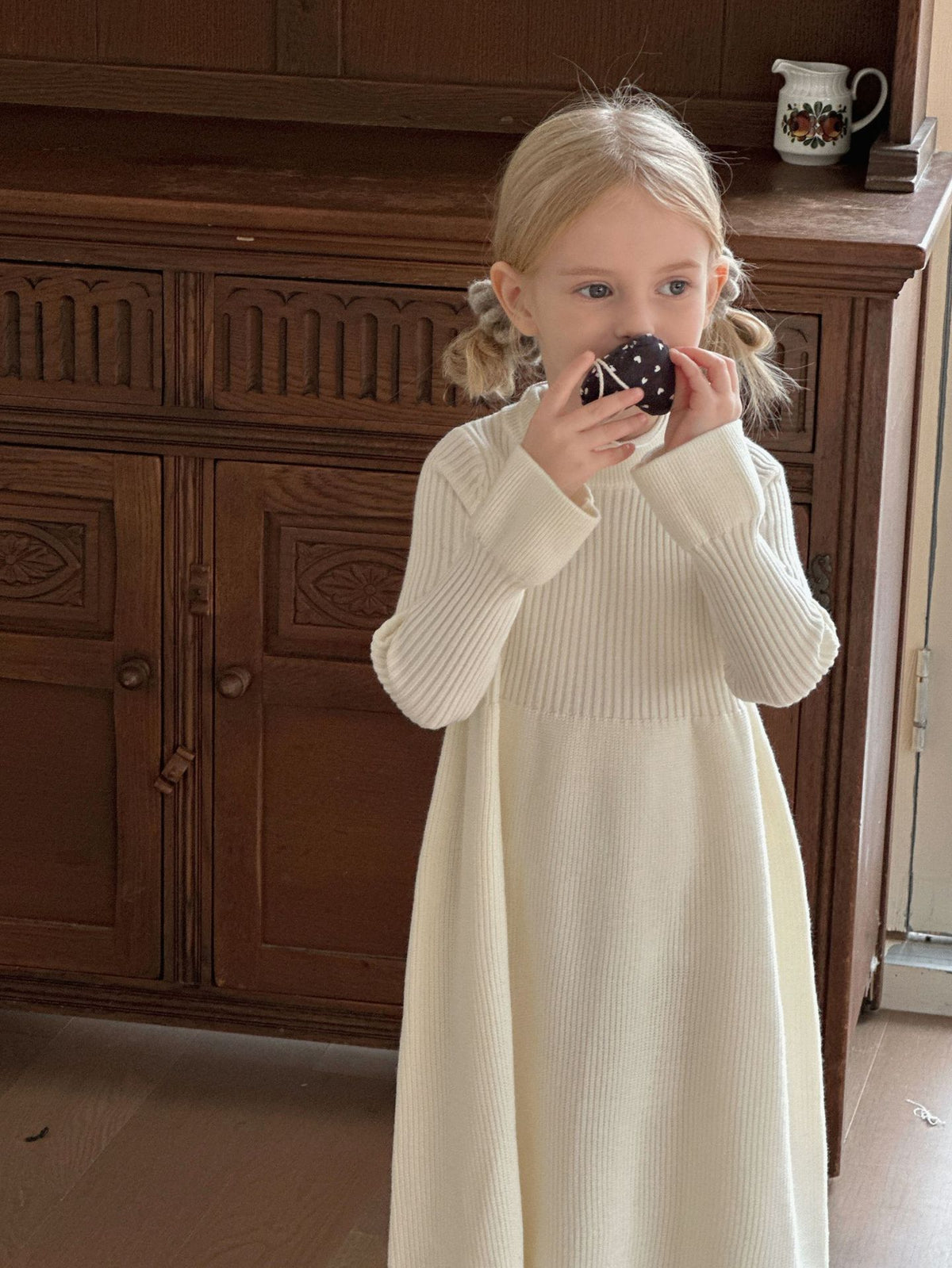 Girls Dress Spring and Autumn Knitted Princess Dress and Long Sweater Skirt
